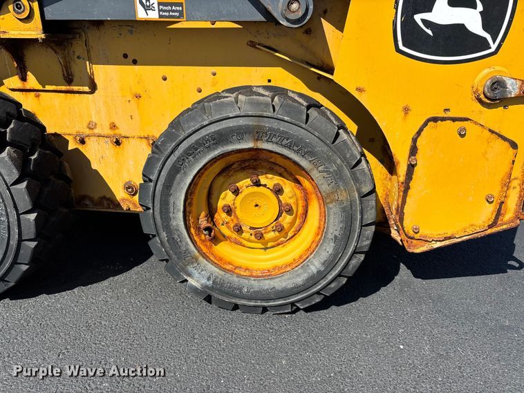 image for item DV4327 2020 John Deere 318G skid steer loader