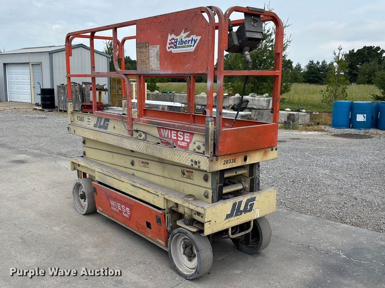 image for item DV4357 1997 JLG 2033E scissor lift