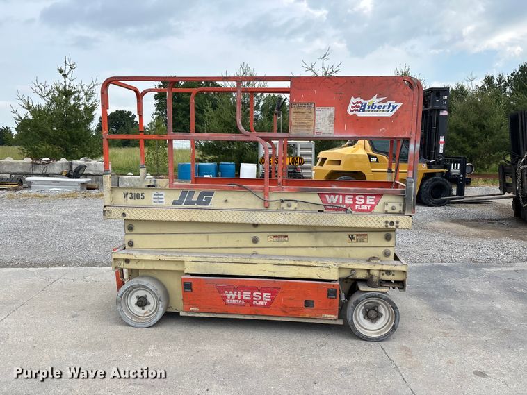 image for item DV4357 1997 JLG 2033E scissor lift