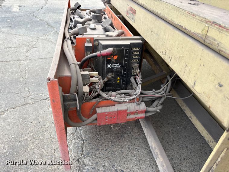 image for item DV4357 1997 JLG 2033E scissor lift