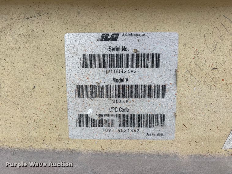 image for item DV4357 1997 JLG 2033E scissor lift