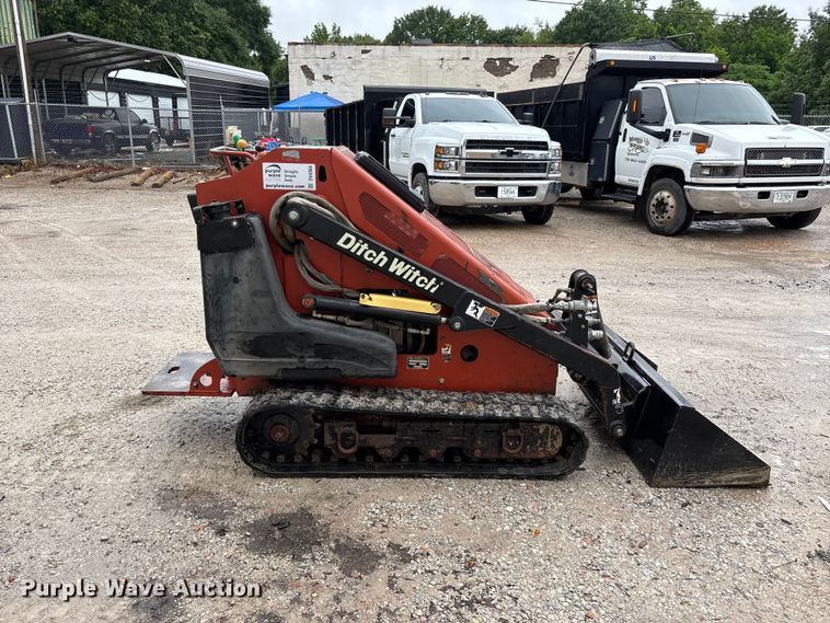 image for item DV4364 2007 Ditch Witch SK650 compact utility loader