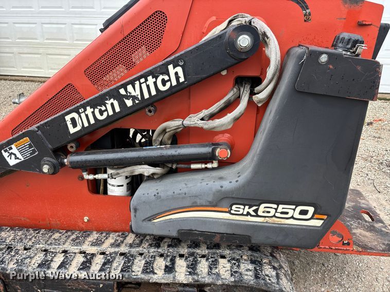 image for item DV4364 2007 Ditch Witch SK650 compact utility loader
