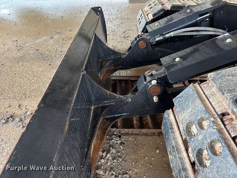 image for item DV4378 2023 John Deere 130P excavator