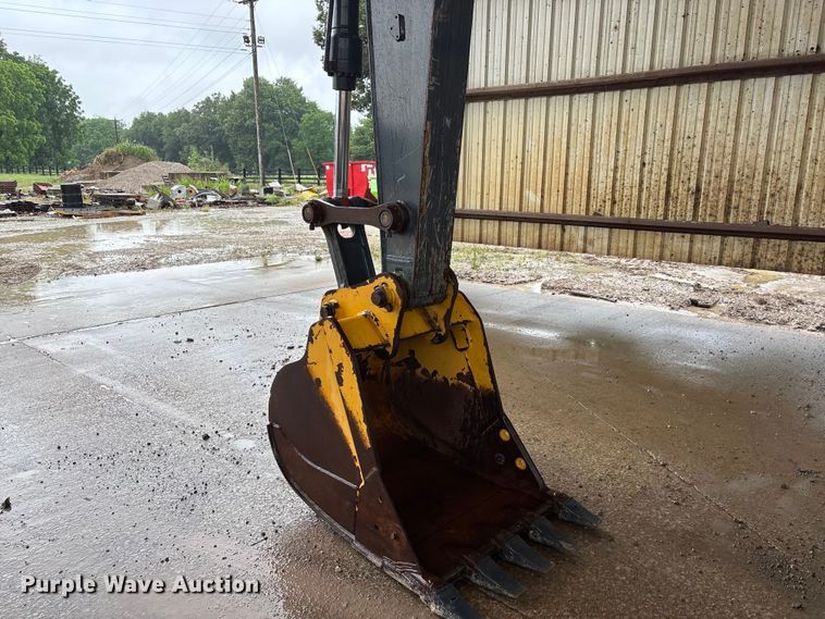 image for item DV4378 2023 John Deere 130P excavator