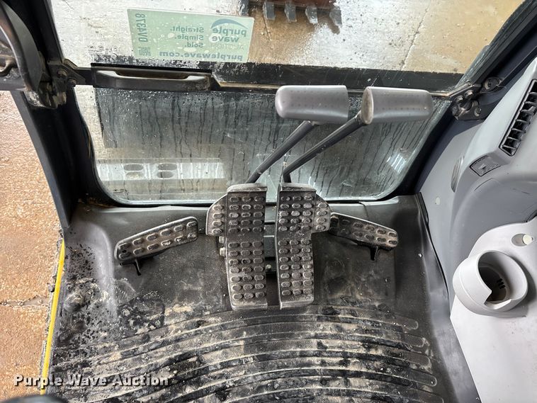 image for item DV4378 2023 John Deere 130P excavator