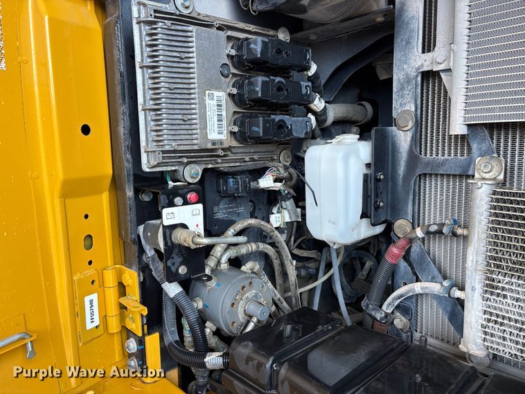 image for item DV4378 2023 John Deere 130P excavator