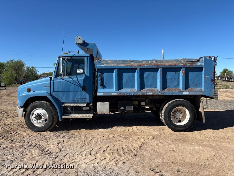 image for item DW1303 1999 Freightliner FL80 dump truck