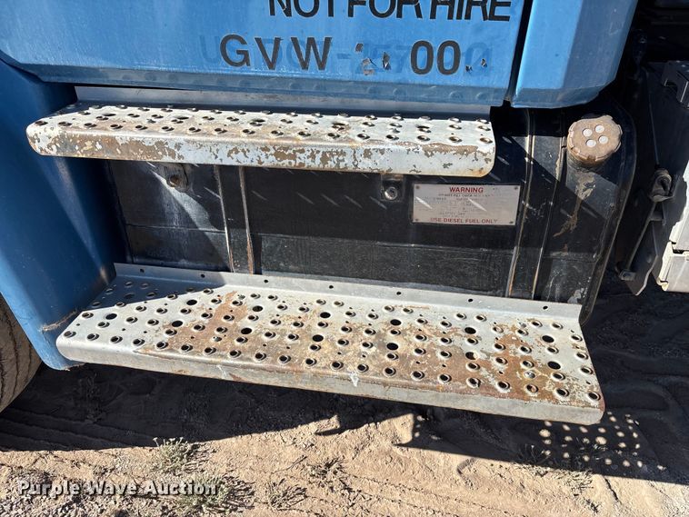 image for item DW1303 1999 Freightliner FL80 dump truck