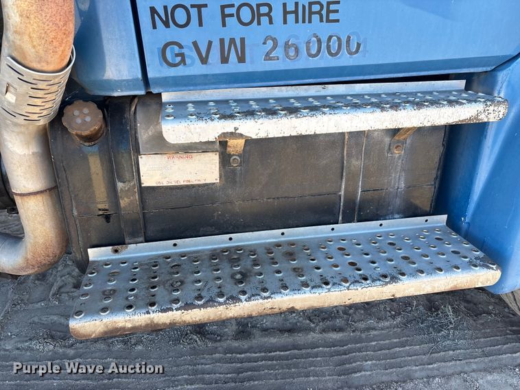 image for item DW1303 1999 Freightliner FL80 dump truck