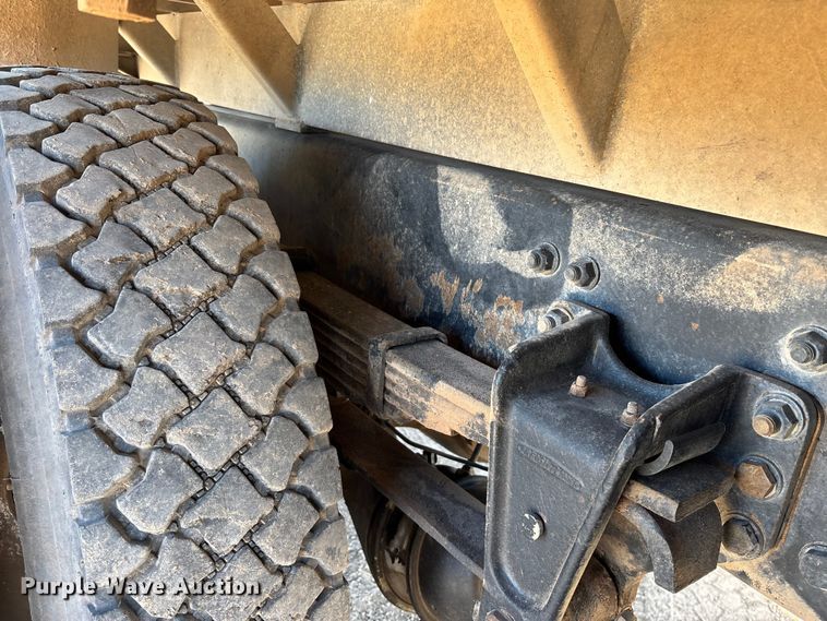 image for item DW1303 1999 Freightliner FL80 dump truck