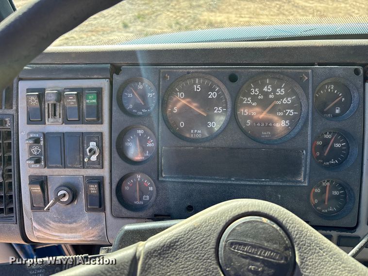 image for item DW1303 1999 Freightliner FL80 dump truck