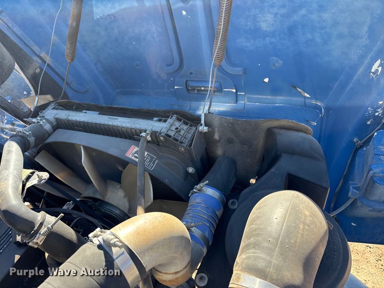 image for item DW1303 1999 Freightliner FL80 dump truck