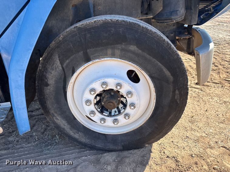image for item DW1303 1999 Freightliner FL80 dump truck