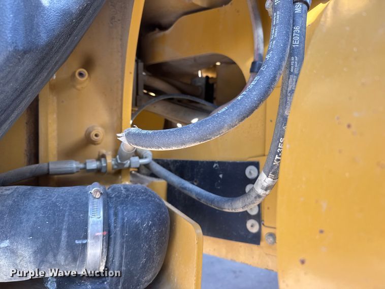 image for item DW6765 2013 Caterpillar 12M2 VHP Plus motor grader