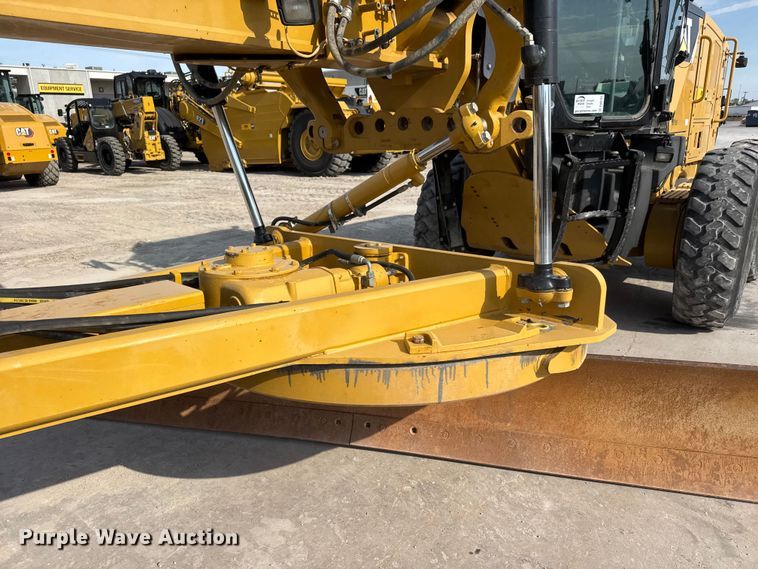 image for item DW6765 2013 Caterpillar 12M2 VHP Plus motor grader
