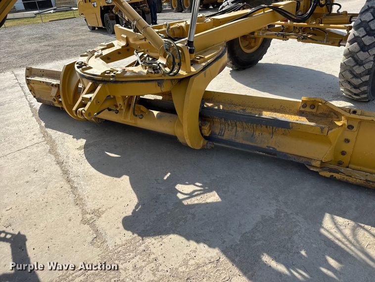 image for item DW6765 2013 Caterpillar 12M2 VHP Plus motor grader