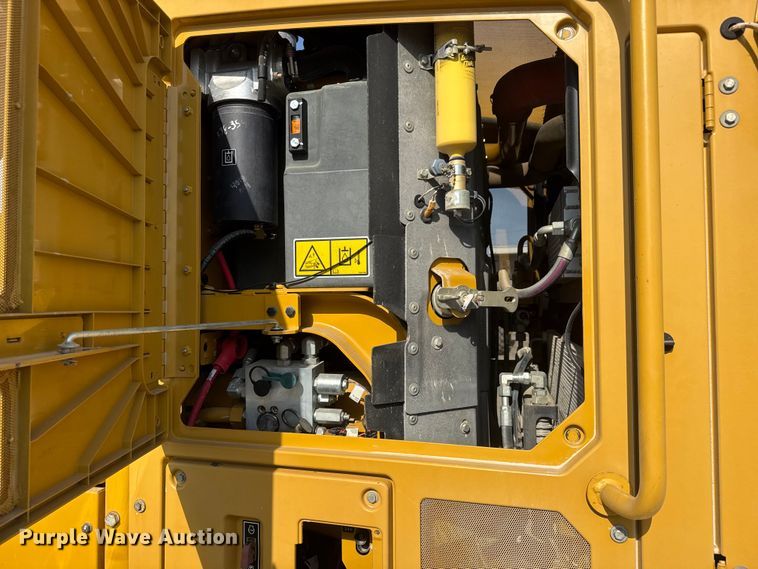 image for item DW6765 2013 Caterpillar 12M2 VHP Plus motor grader