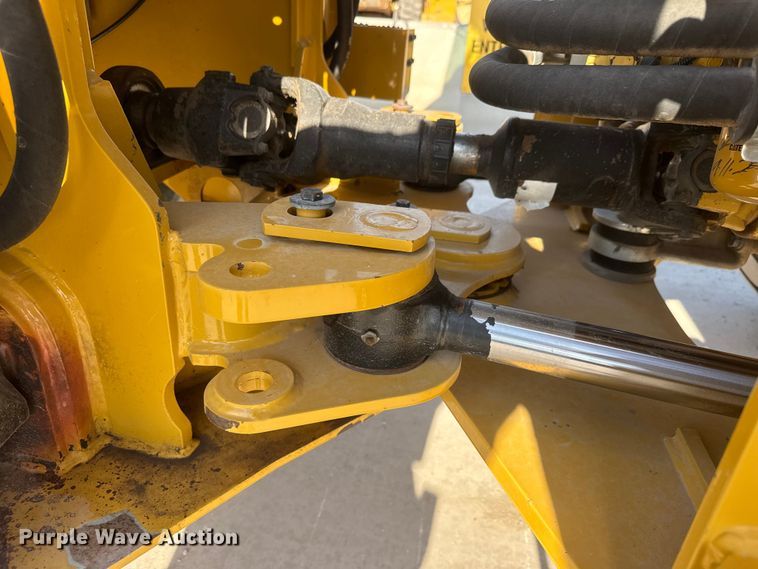 image for item DW6766 2023 Caterpillar 938M wheel loader