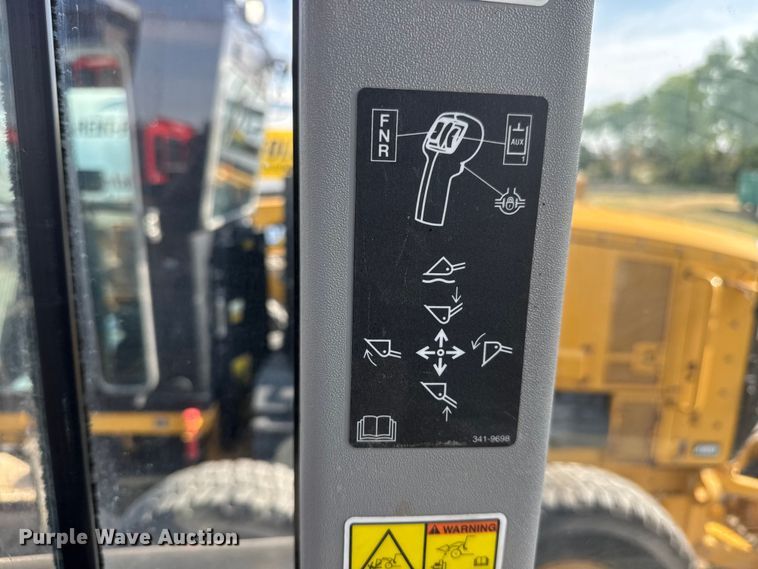 image for item DW6766 2023 Caterpillar 938M wheel loader