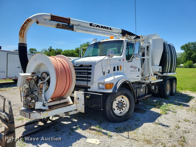 image for item DZ7126 2002 Sterling sewer jetter truck