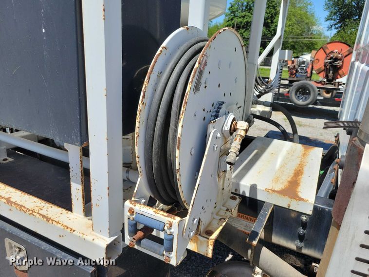 image for item DZ7126 2002 Sterling sewer jetter truck