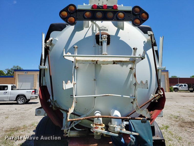 image for item DZ7126 2002 Sterling sewer jetter truck