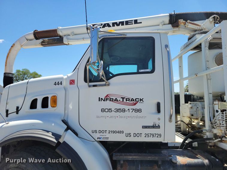 image for item DZ7126 2002 Sterling sewer jetter truck