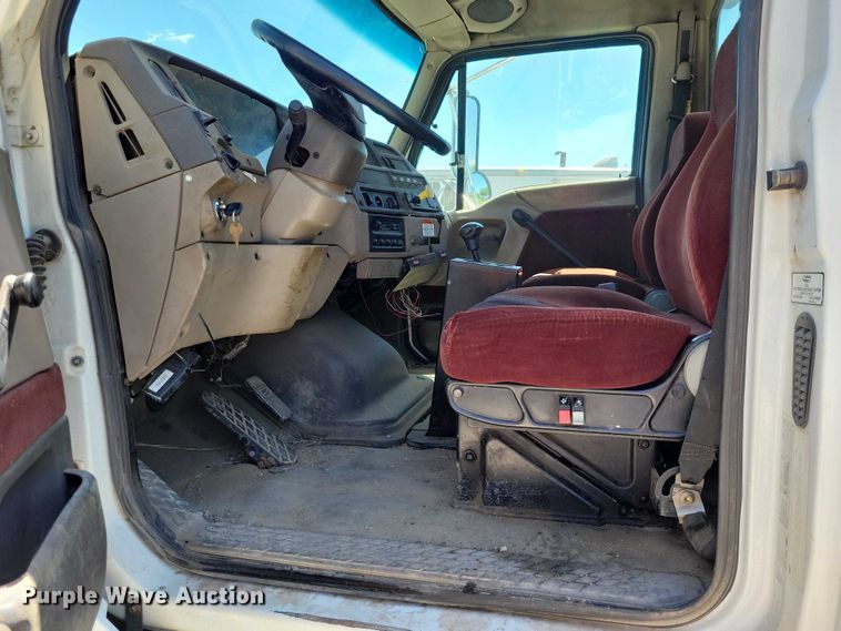 image for item DZ7126 2002 Sterling sewer jetter truck