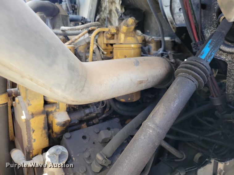 image for item DZ7126 2002 Sterling sewer jetter truck