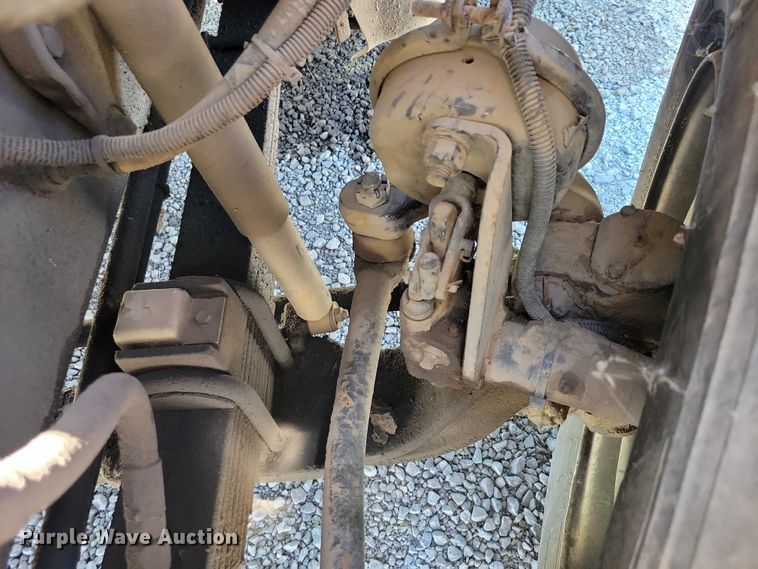 image for item DZ7126 2002 Sterling sewer jetter truck