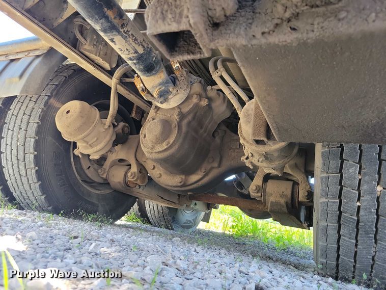 image for item DZ7126 2002 Sterling sewer jetter truck