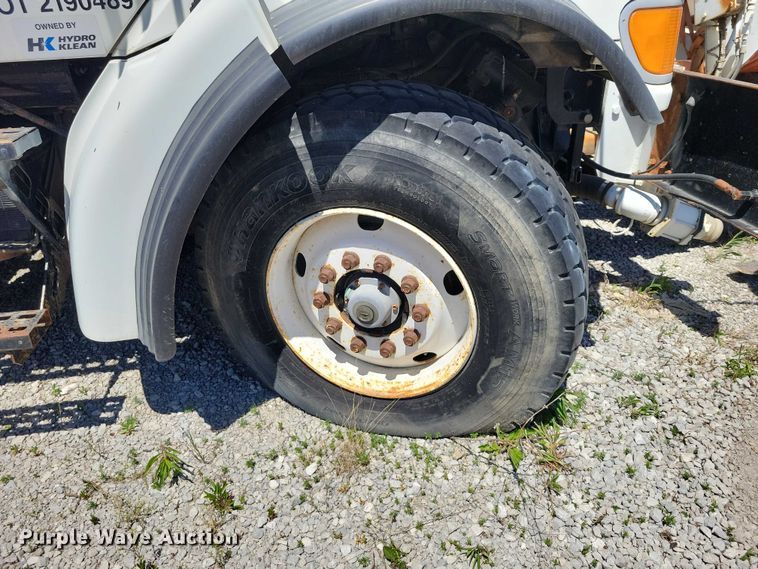 image for item DZ7126 2002 Sterling sewer jetter truck