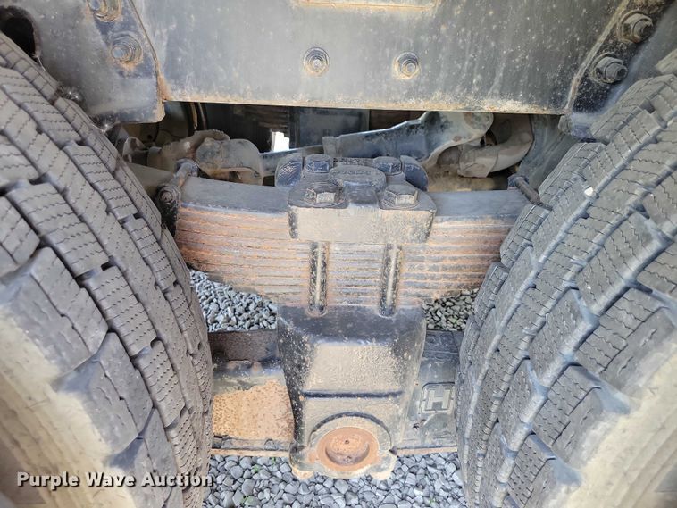 image for item DZ7126 2002 Sterling sewer jetter truck