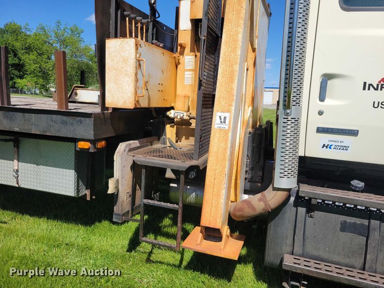 image for item DZ7131 2002 Sterling Truck L9500 Series crane truck