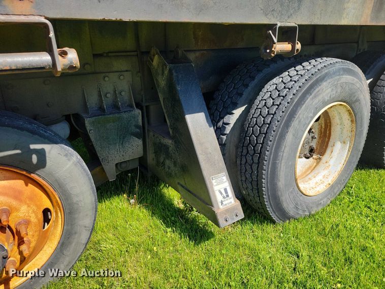 image for item DZ7131 2002 Sterling Truck L9500 Series crane truck