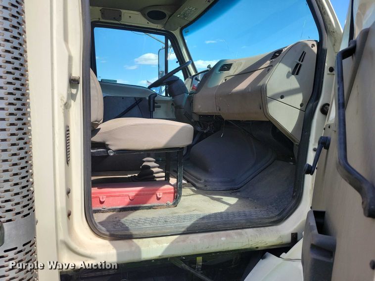 image for item DZ7131 2002 Sterling Truck L9500 Series crane truck