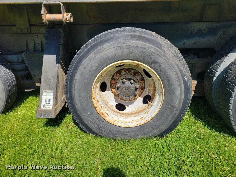 image for item DZ7131 2002 Sterling Truck L9500 Series crane truck