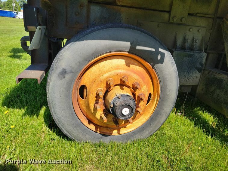 image for item DZ7131 2002 Sterling Truck L9500 Series crane truck