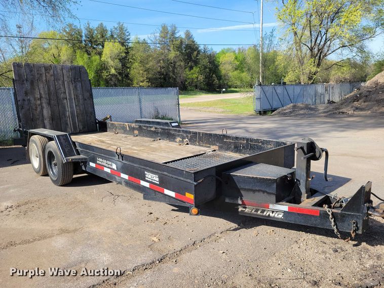 image for item DZ7135 2000 Felling Trailers equipment trailer