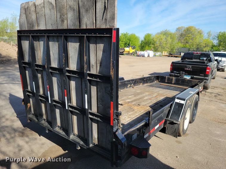 image for item DZ7135 2000 Felling Trailers equipment trailer