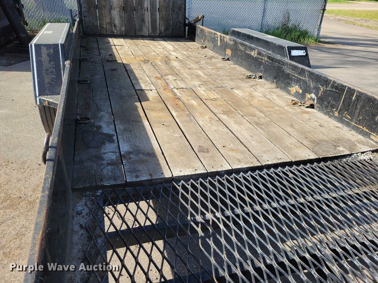 image for item DZ7135 2000 Felling Trailers equipment trailer