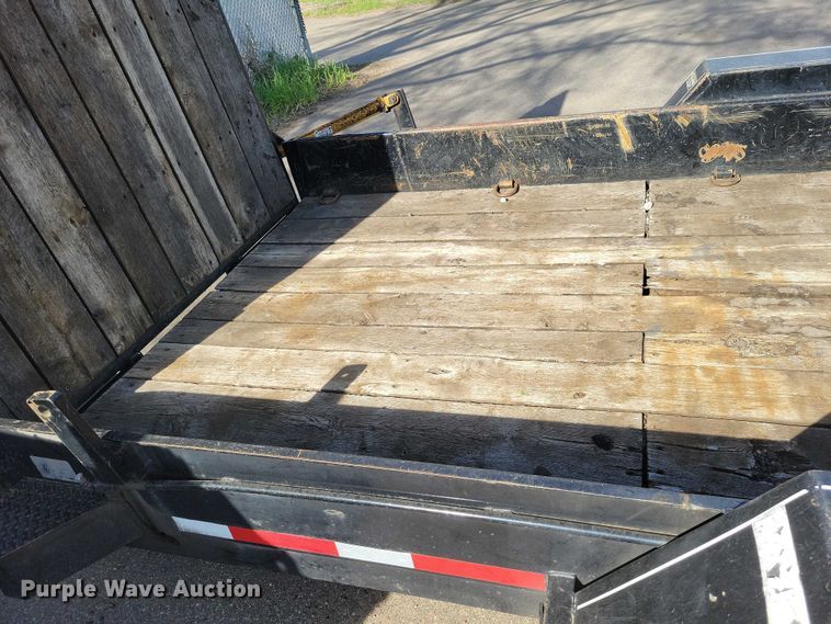 image for item DZ7135 2000 Felling Trailers equipment trailer