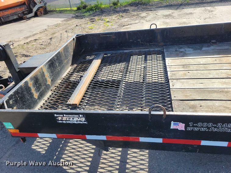 image for item DZ7135 2000 Felling Trailers equipment trailer
