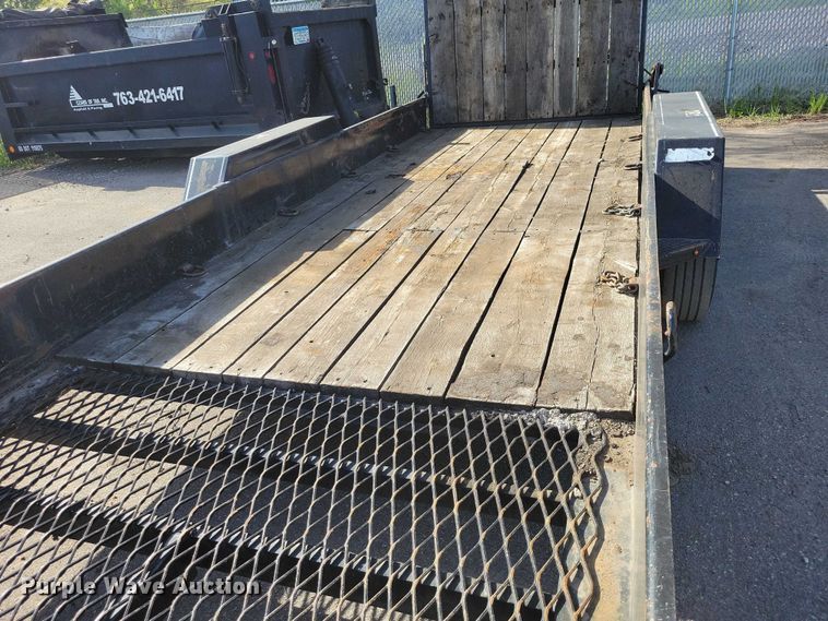 image for item DZ7135 2000 Felling Trailers equipment trailer