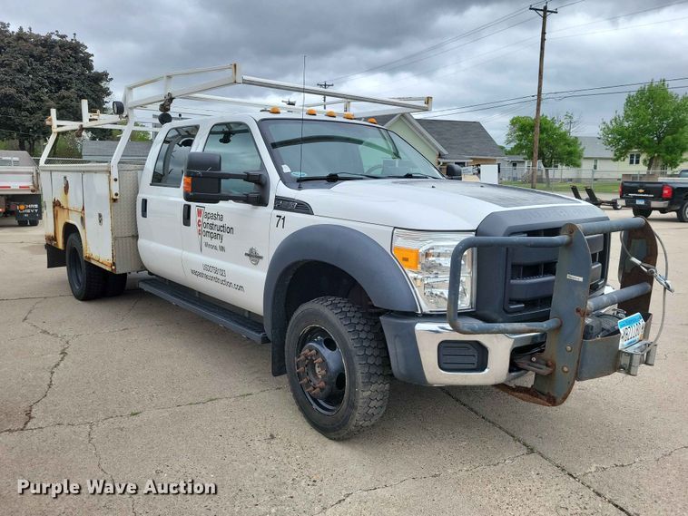 image for item DZ7148 2015 Ford F450 Super Duty Crew Cab utility / service truck