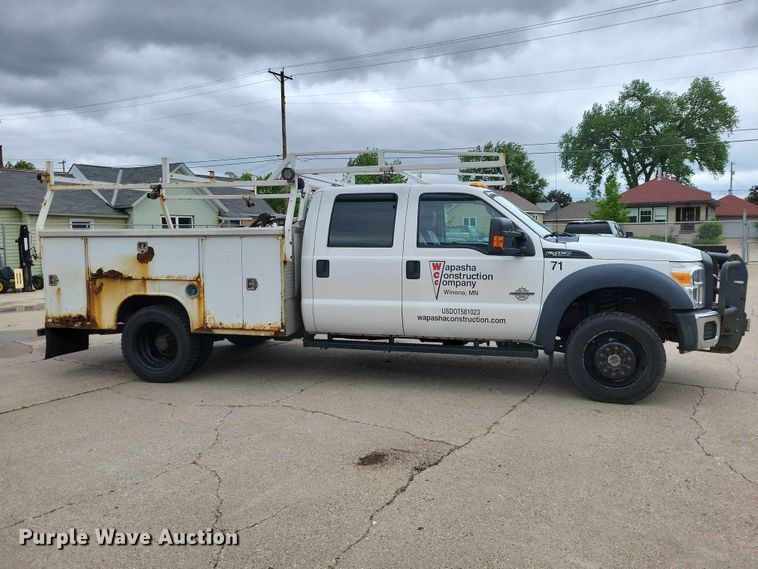 image for item DZ7148 2015 Ford F450 Super Duty Crew Cab utility / service truck