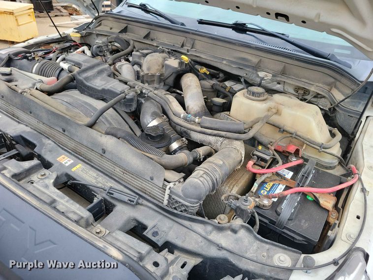 image for item DZ7148 2015 Ford F450 Super Duty Crew Cab utility / service truck