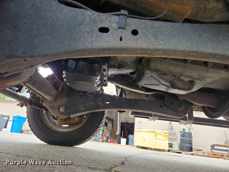 image for item DZ7148 2015 Ford F450 Super Duty Crew Cab utility / service truck