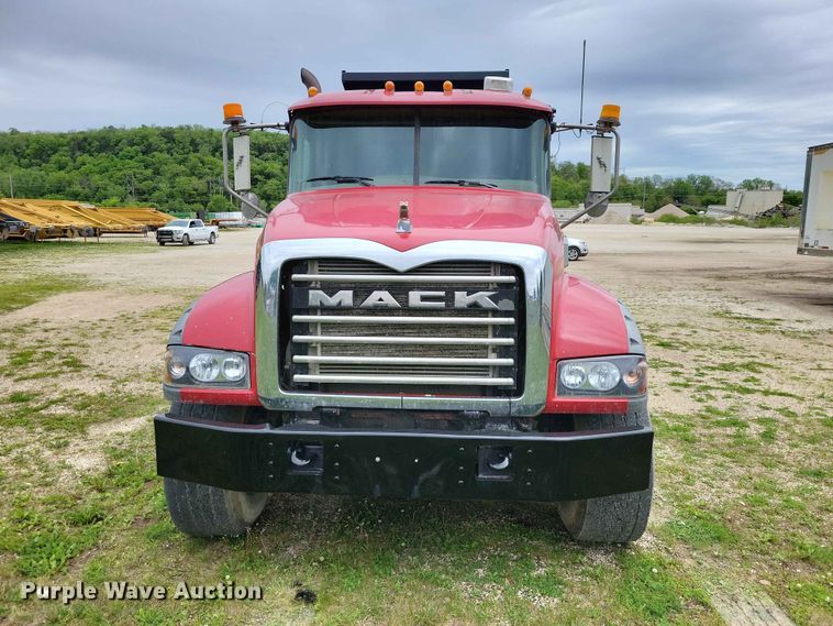 image for item DZ7177 2009 Mack GU713 dump truck